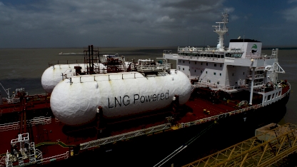 Navio movido a gás natural atraca no Porto do Itaqui em operação da Transpetro